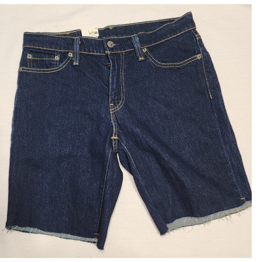 Levi's 511 cut-off shorts W32''x L19''